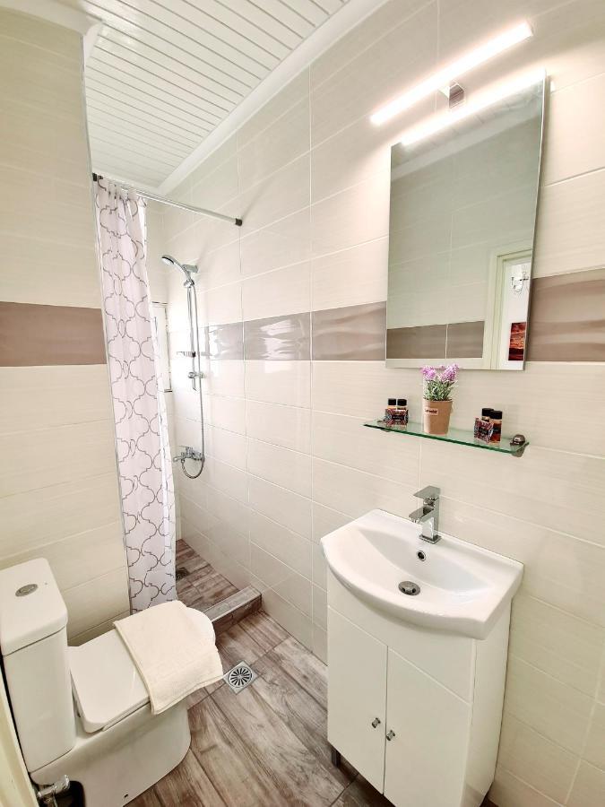 Avra Rooms Karpathos Luaran gambar