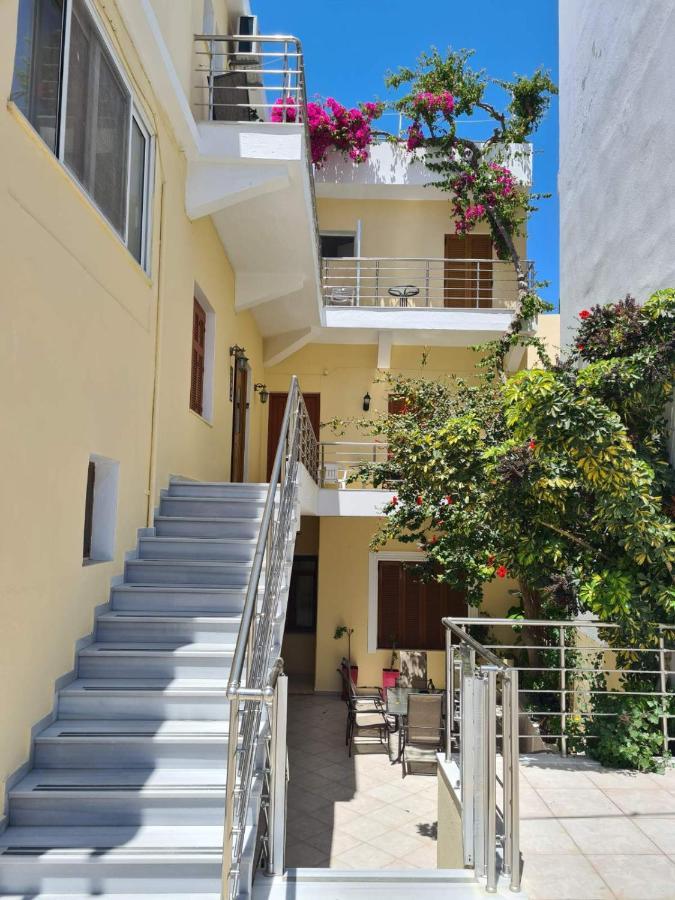 Avra Rooms Karpathos Luaran gambar