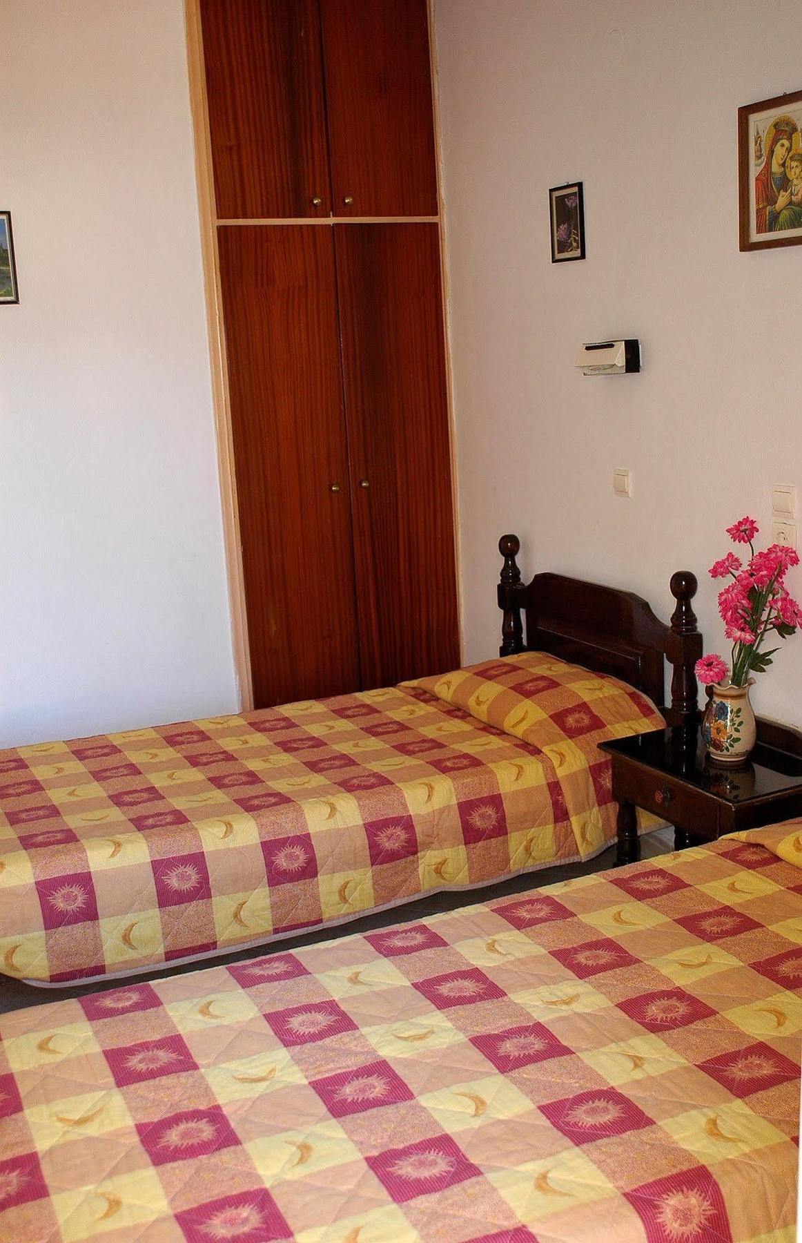 Avra Rooms Karpathos Luaran gambar
